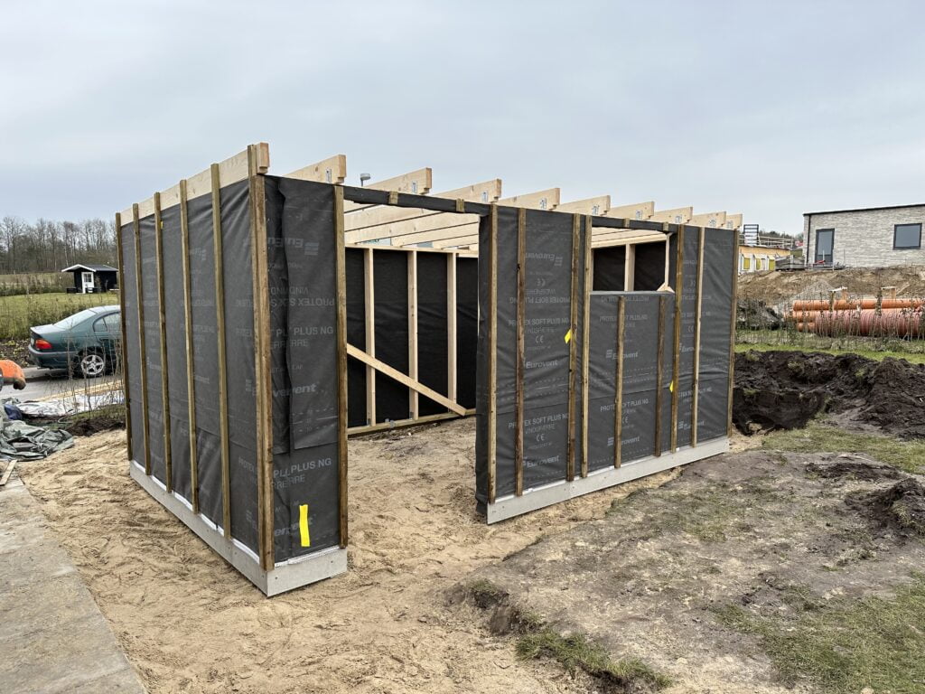 image00285 - - Tilbygning - Krusetømrer